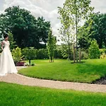 Crystal Hotel Cavan