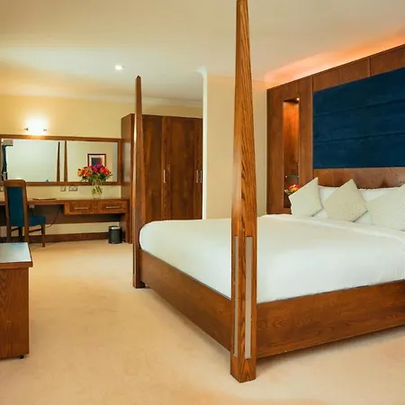 Crystal Hotel 4*