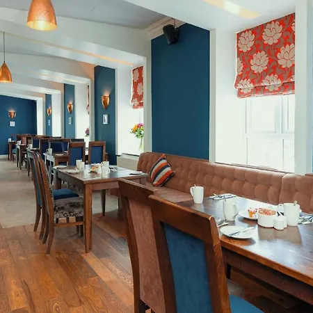 Crystal מלון קאבן