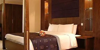 Crystal 4* Cavan
