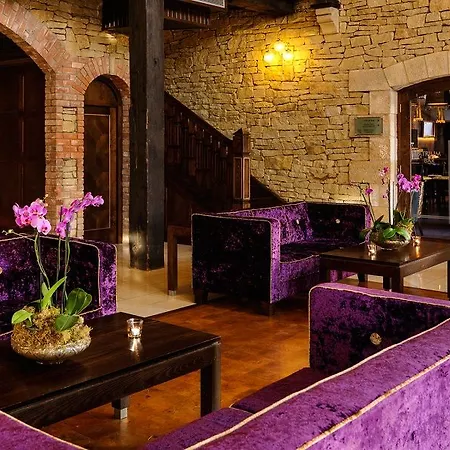 Hotel Crystal