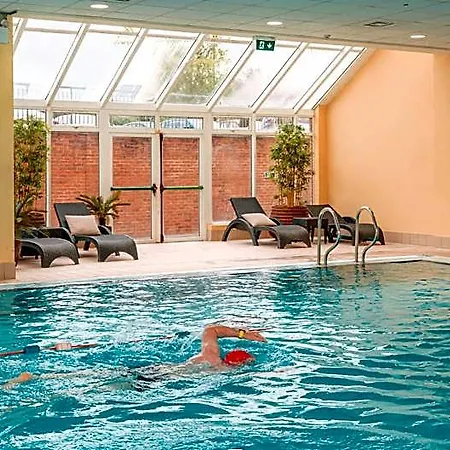 Hotel Crystal Cavan