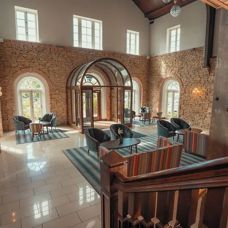 Hotel Crystal 4*