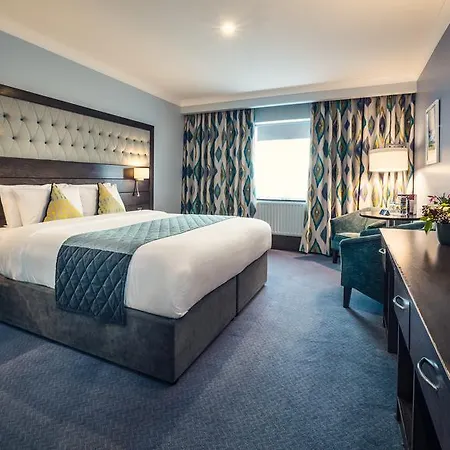 Crystal Hotel 4*