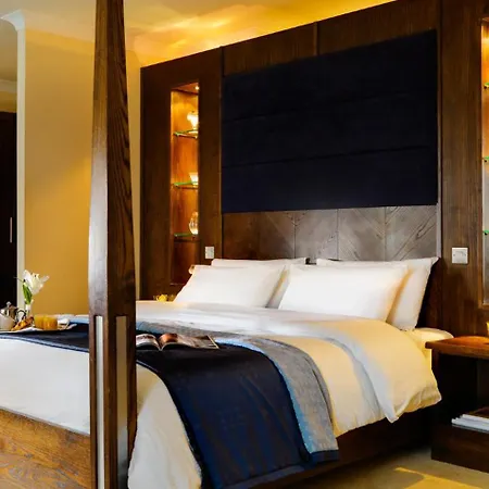 Crystal 호텔 캐번