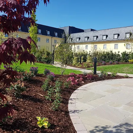 Crystal Hotel Cavan
