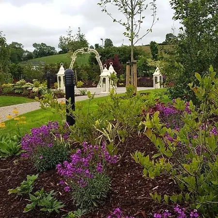 Crystal Hotel Cavan