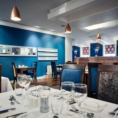 Crystal Hotel Cavan