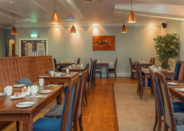 Отель Crystal 4*