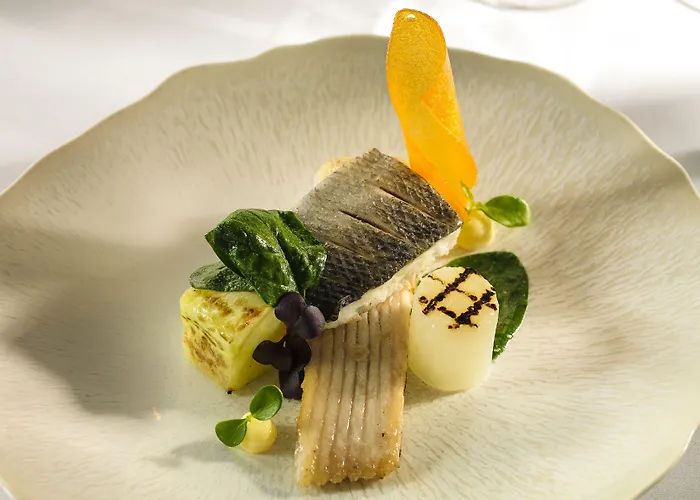 Отель Crystal 4*